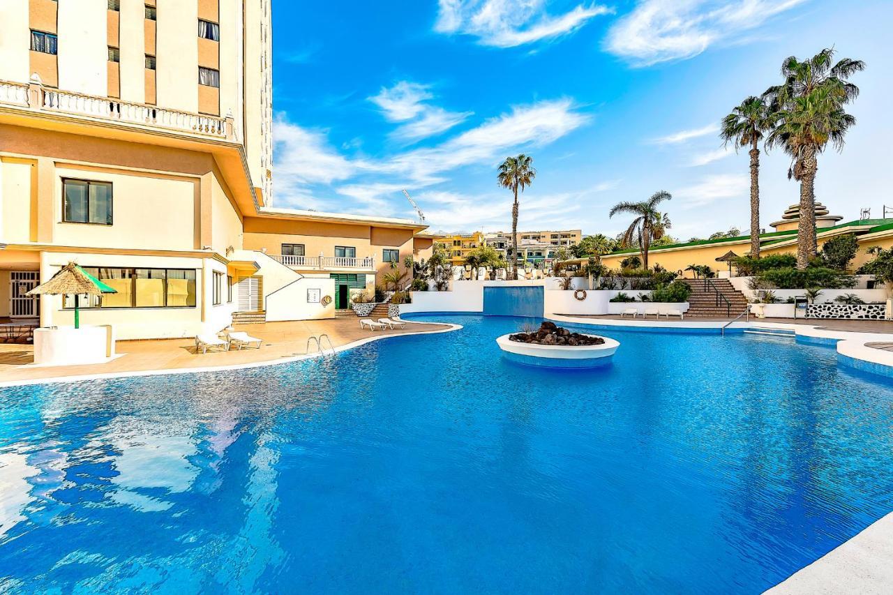 South Paradise Адехе Екстериор снимка